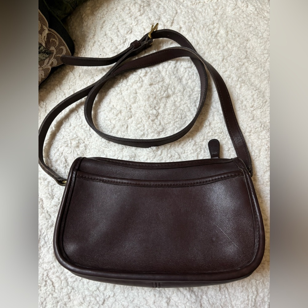 Vintage Coach Leather Wendie Swinger Crossbody 9031 Mahogany Brown USA